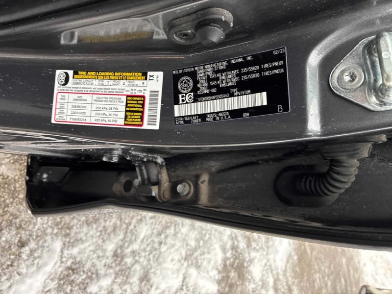 Toyota Highlander * AWD * CARFAX * БЕЗ ПЪРВОНАЧАЛНА ВНОСКА, снимка 10 - Автомобили и джипове - 53244612