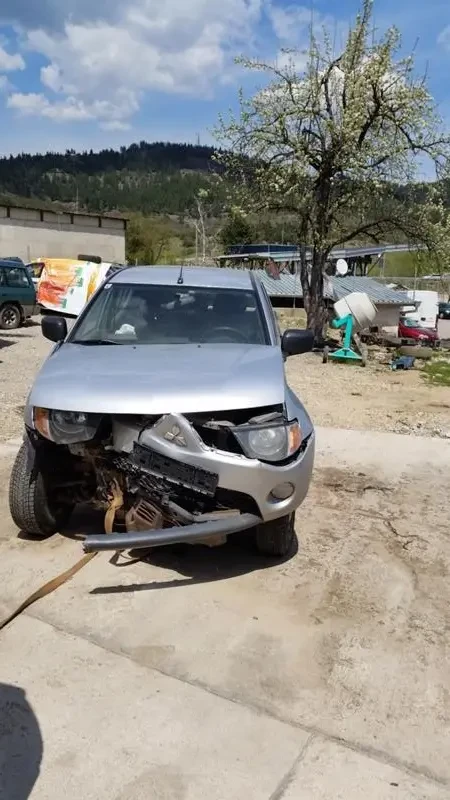 Mitsubishi L200  8 БРОЯЯ, снимка 14 - Автомобили и джипове - 34240145