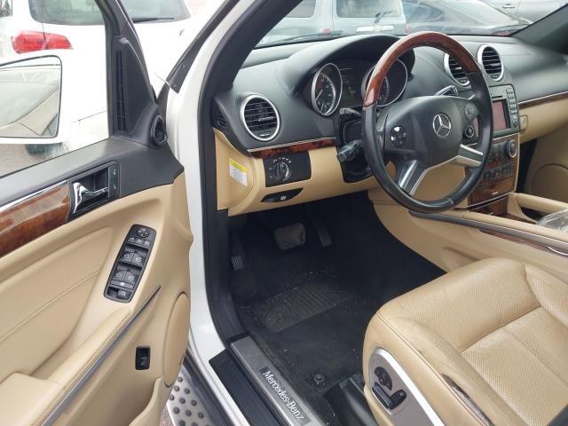 Mercedes-Benz GL 500 4MATIC* Harman* TV-отзад* подгрев* обдухване, снимка 5 - Автомобили и джипове - 46388708