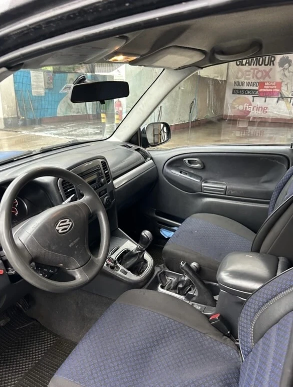 Suzuki Grand vitara, снимка 6 - Автомобили и джипове - 49489610