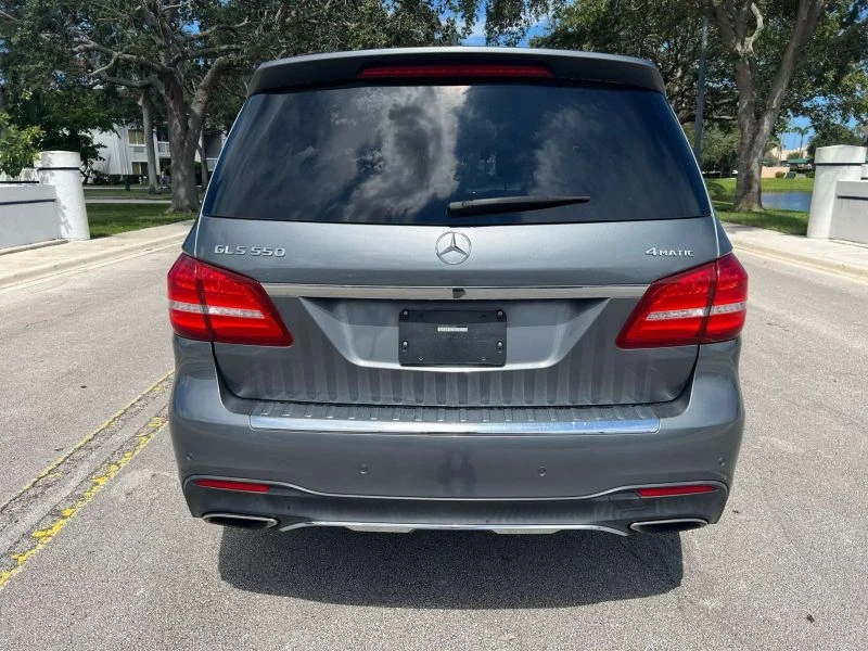 Mercedes-Benz GLS 500  - изображение 6