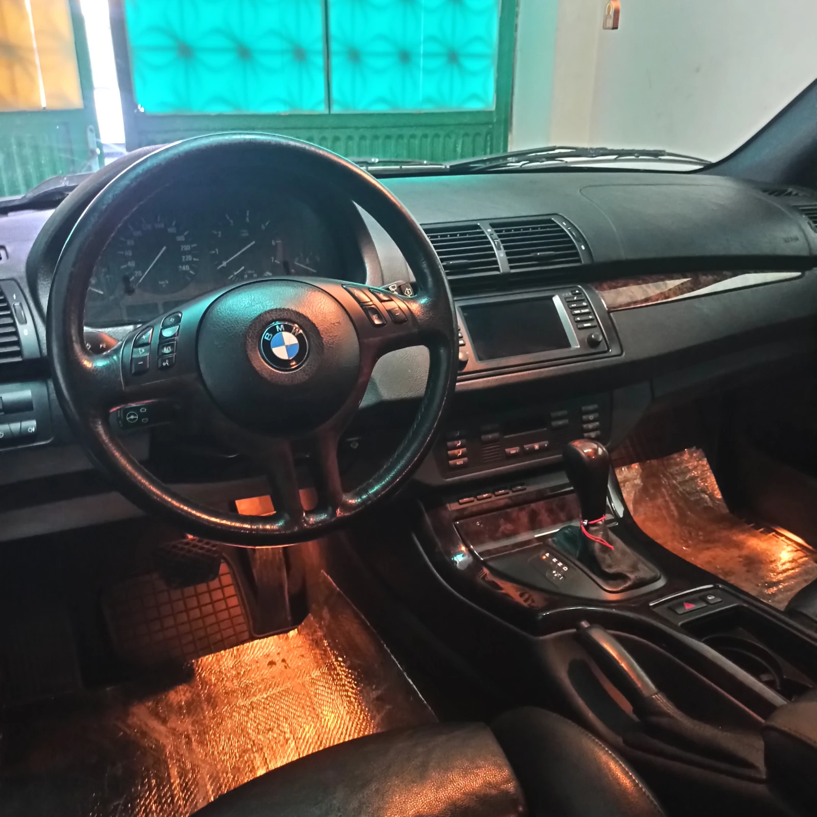 BMW X5 4.4i | Mobile.bg   13