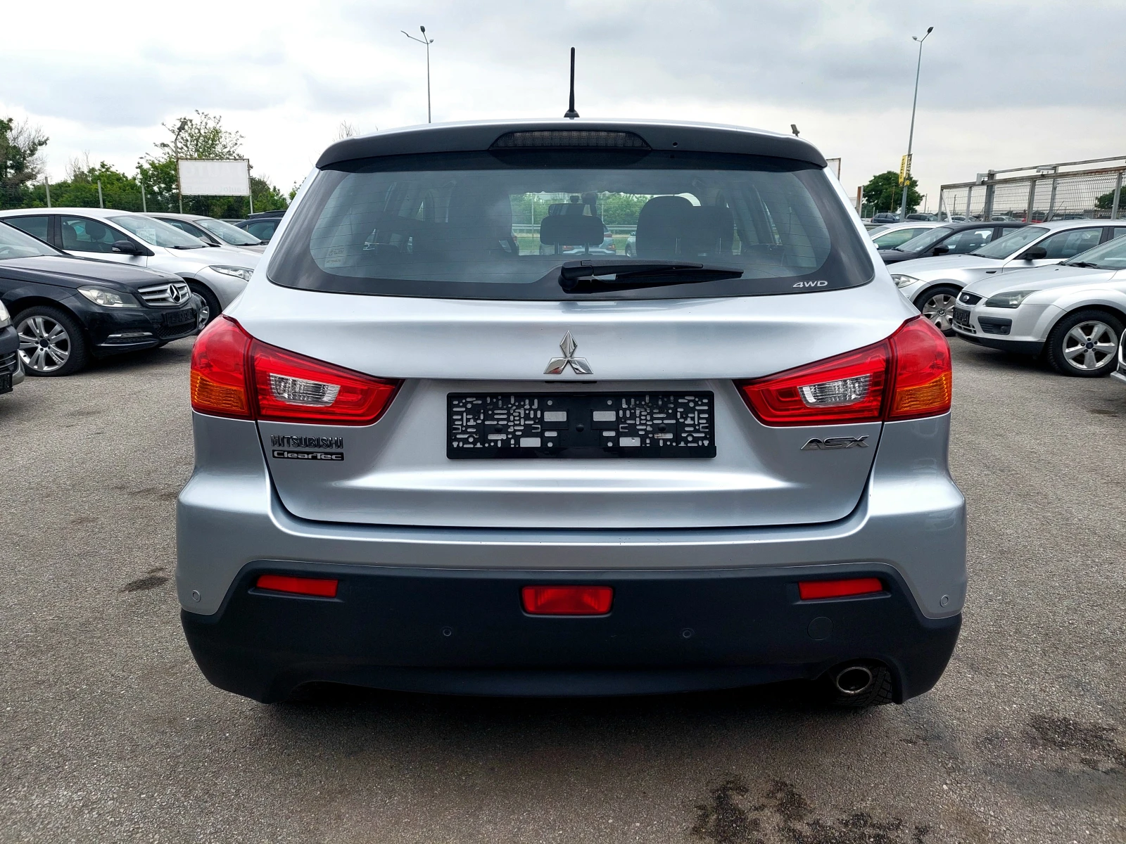 Mitsubishi ASX 1.8DI-D 4X4 - изображение 4