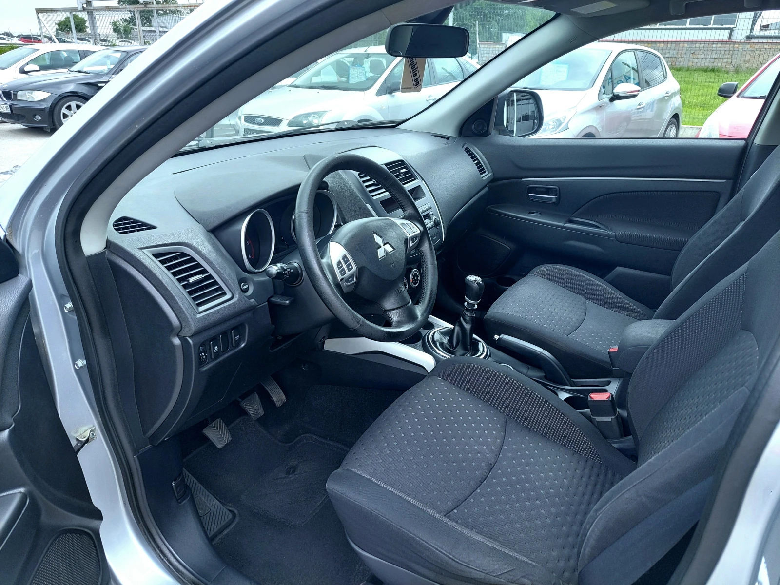 Mitsubishi ASX 1.8DI-D 4X4 - изображение 9