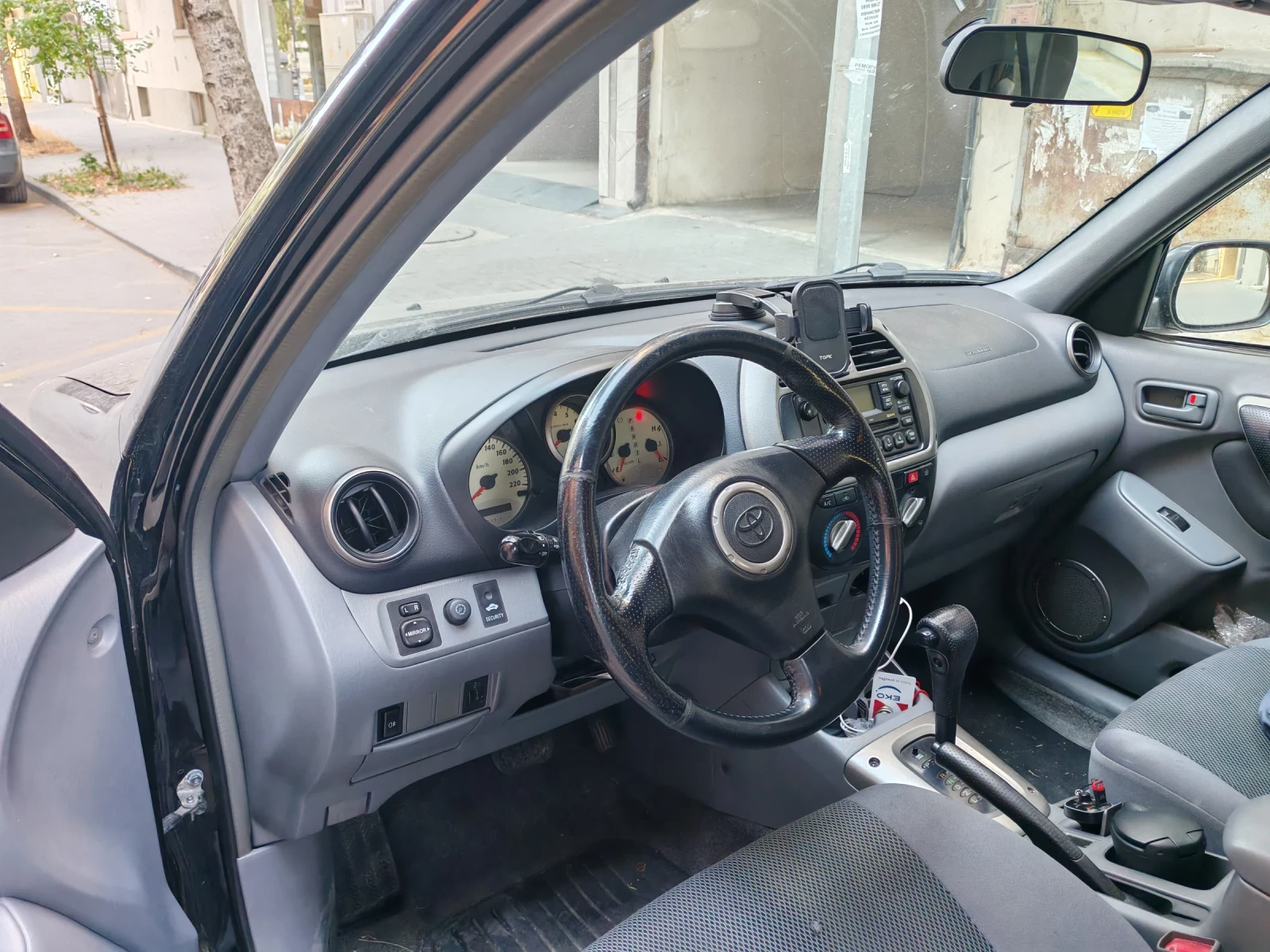 Toyota Rav4  - изображение 9