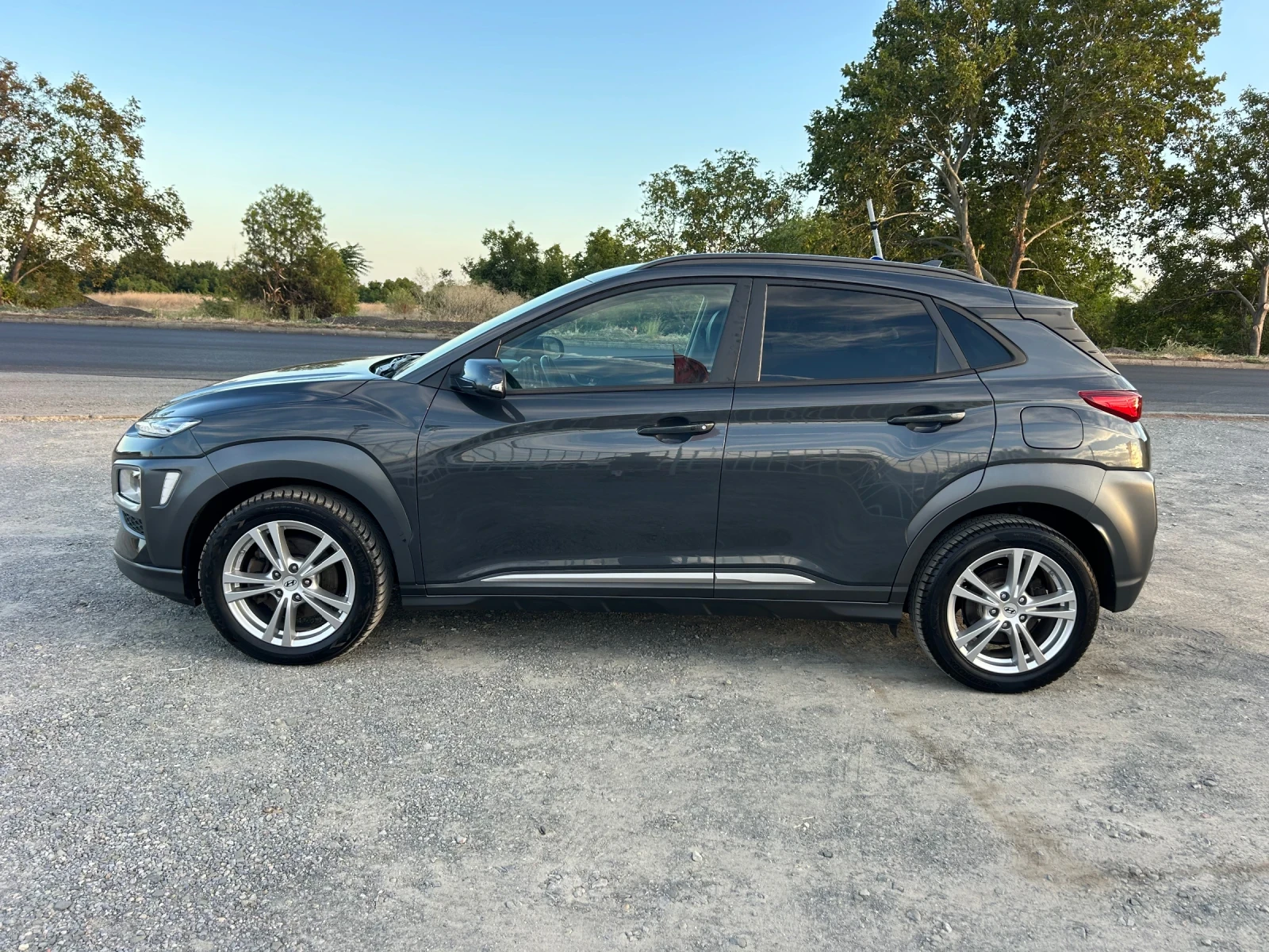 Hyundai Kona PREMIUM / 4X4 / ЗАДНА КАМЕРА / НАВИ / ЕВРО6F  - изображение 8