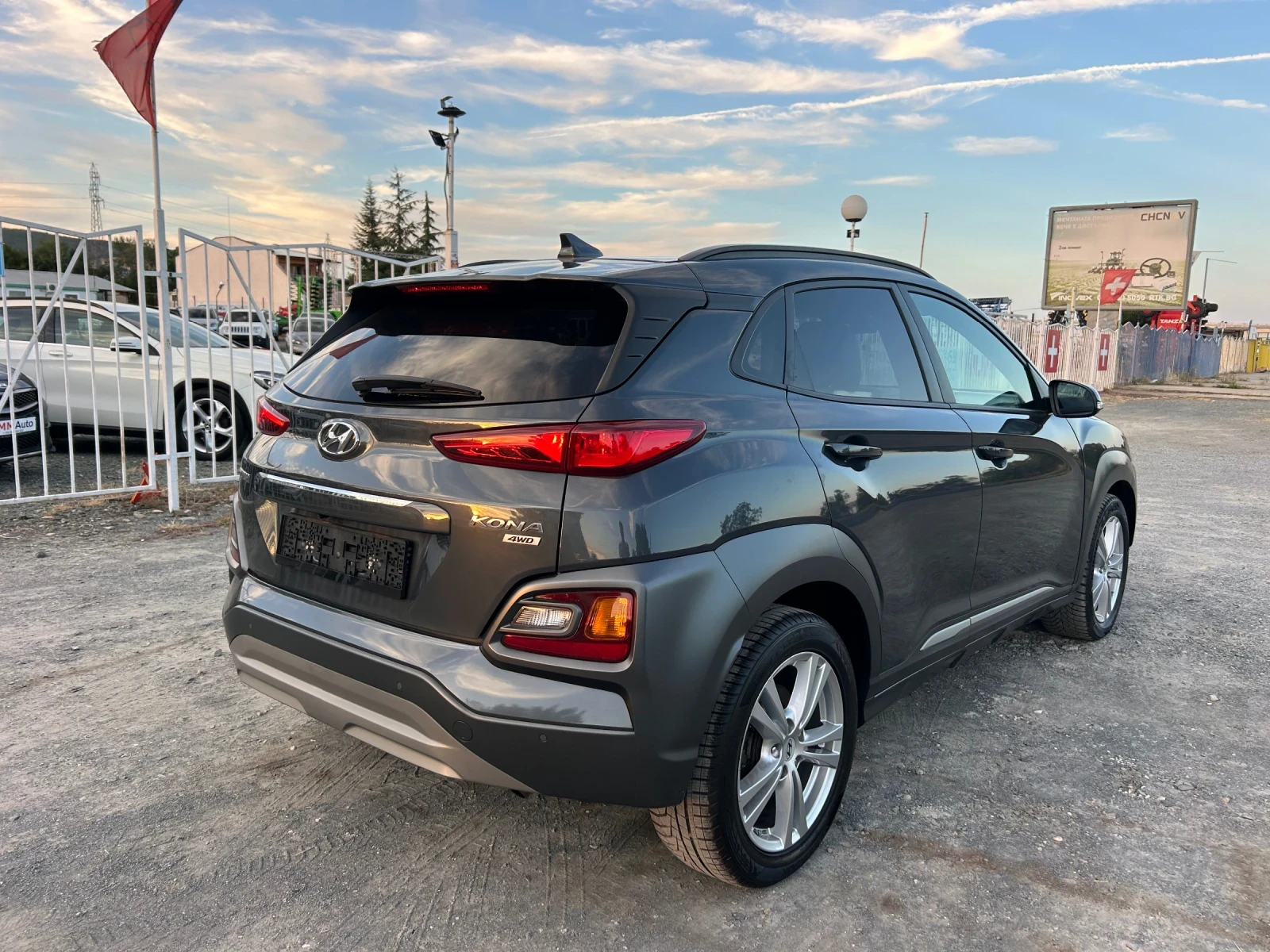 Hyundai Kona PREMIUM / 4X4 / ЗАДНА КАМЕРА / НАВИ / ЕВРО6F  - изображение 5