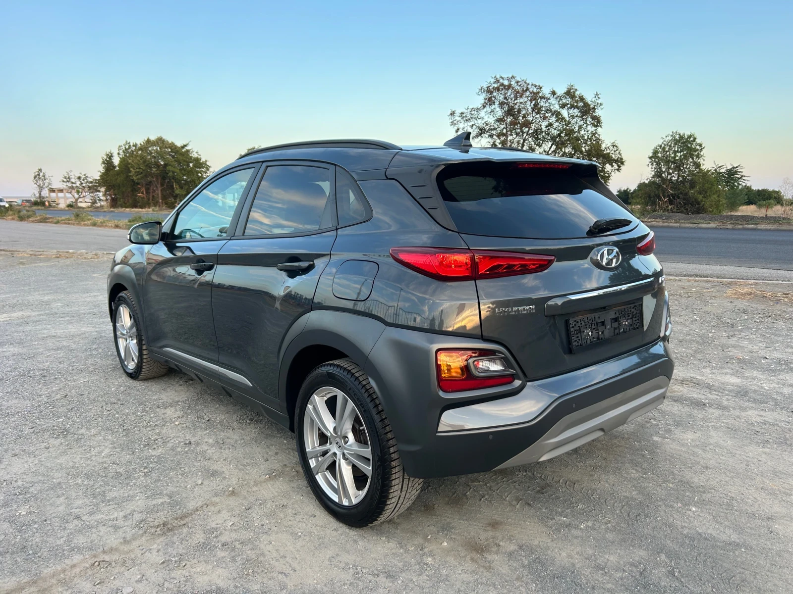 Hyundai Kona PREMIUM / 4X4 / ЗАДНА КАМЕРА / НАВИ / ЕВРО6F  - изображение 7