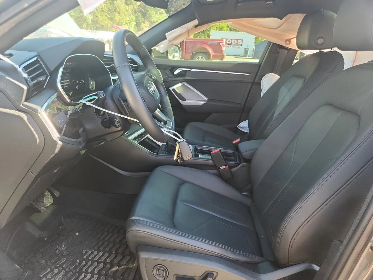 Audi Q3 PREMIUM PLUS S LINE 45 - изображение 8