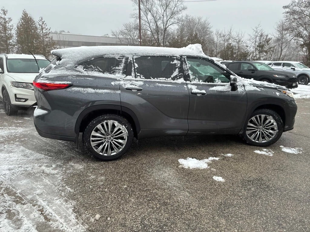 Toyota Highlander * AWD * CARFAX * БЕЗ ПЪРВОНАЧАЛНА ВНОСКА - изображение 3