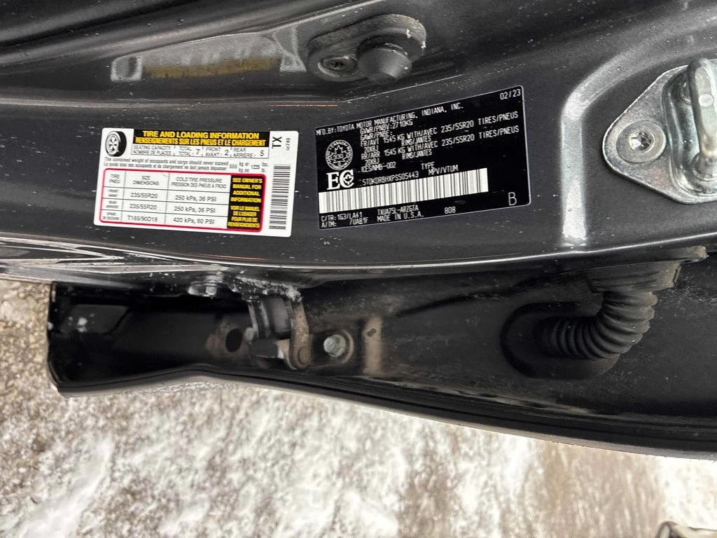 Toyota Highlander * AWD * CARFAX * БЕЗ ПЪРВОНАЧАЛНА ВНОСКА - изображение 10