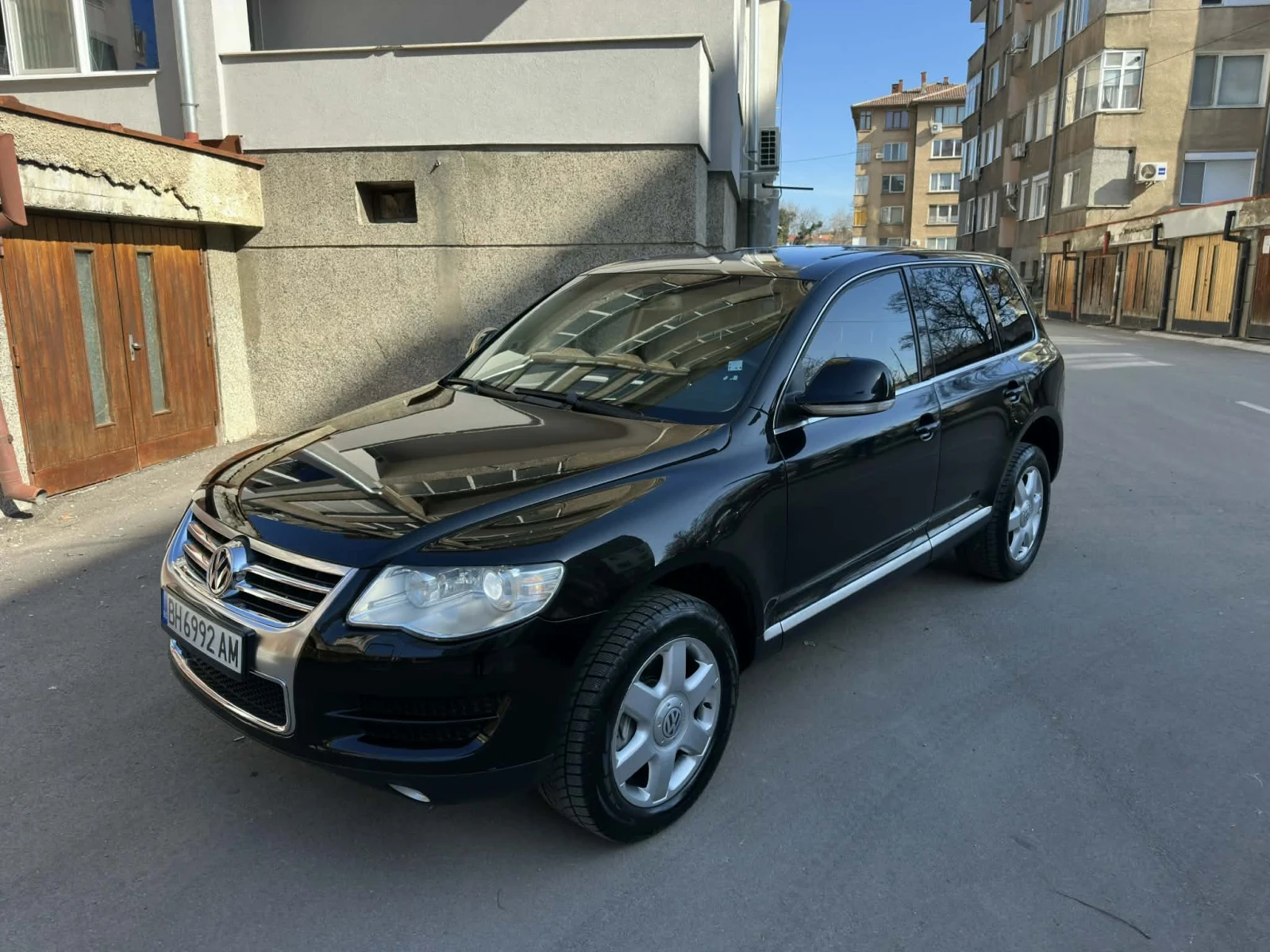 VW Touareg 3.0TDi Facelift, снимка 6 - Автомобили и джипове - 53890728