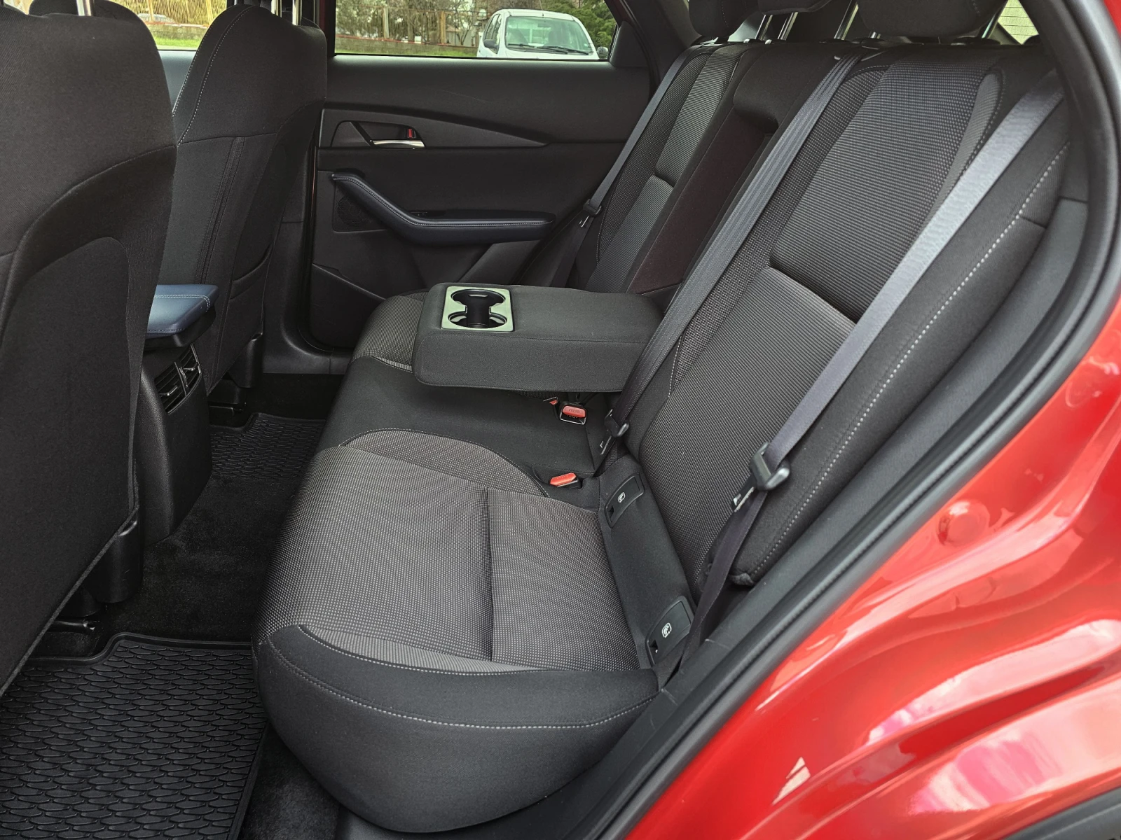 Mazda CX-30 2.0 SKYACTIV-X MILD HYBRID EXCLUSIVE, снимка 12 - Автомобили и джипове - 53975027