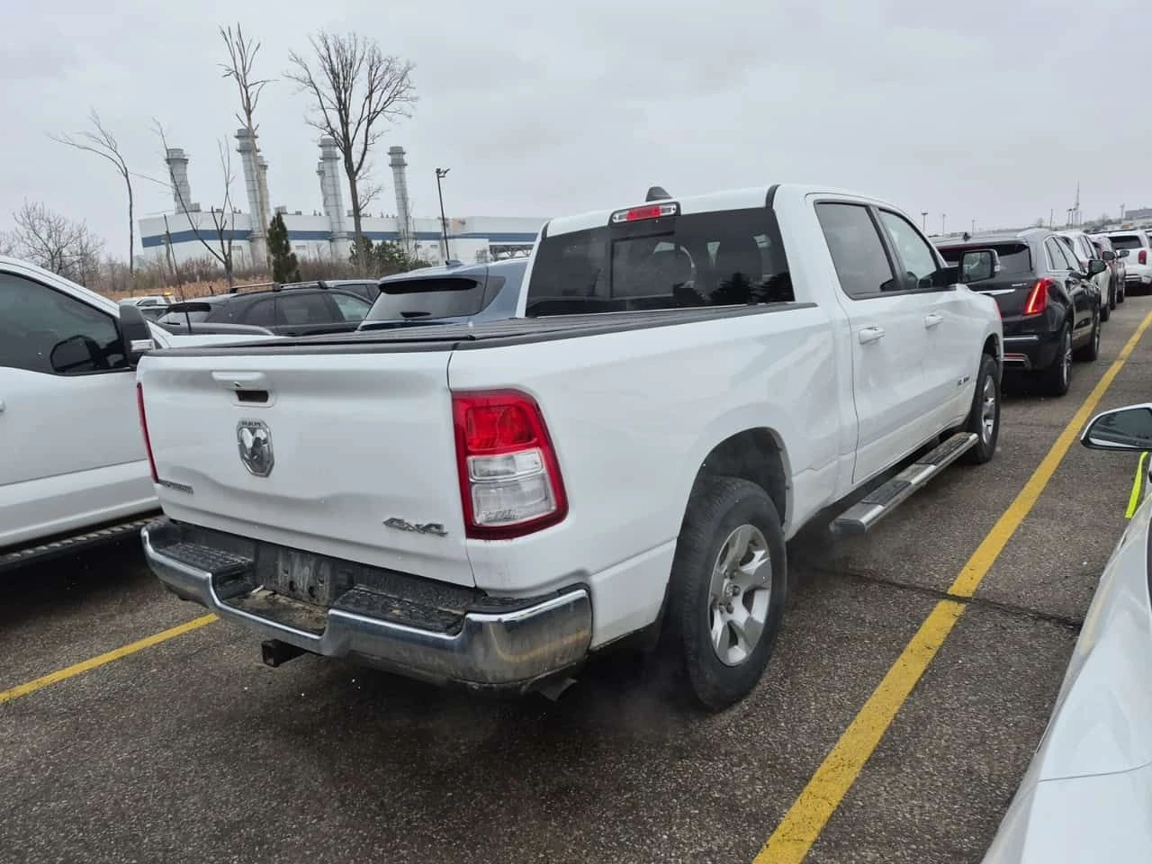 Dodge RAM 1500 * BIG HORN CREW CAB STD BED * CARFAX , снимка 3 - Автомобили и джипове - 53987672