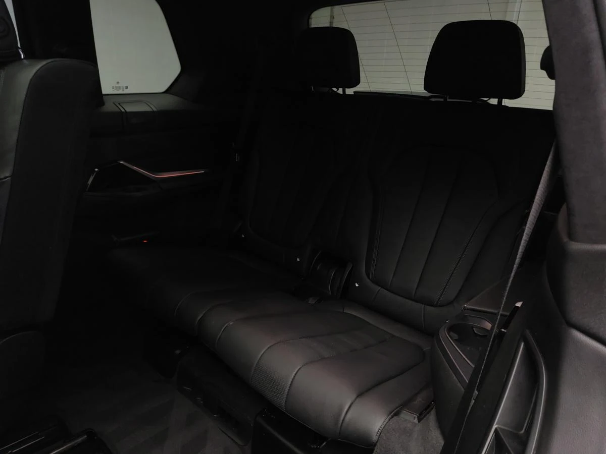 BMW X7 xDrive40i * B58* M-Sport * АвтоКредит* ЦЕНА ДО БГ, снимка 16 - Автомобили и джипове - 54403063