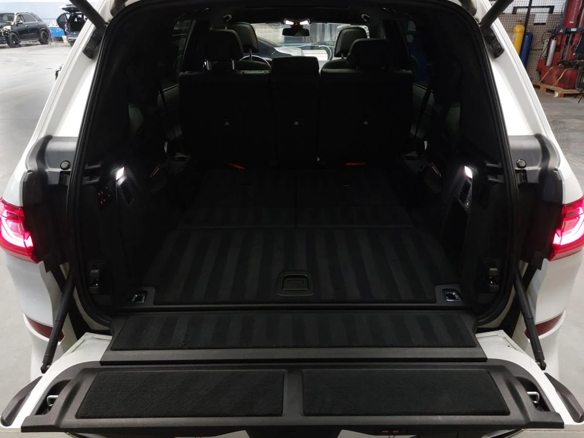 BMW X7 xDrive40i * B58* M-Sport * АвтоКредит* ЦЕНА ДО БГ, снимка 6 - Автомобили и джипове - 54403063