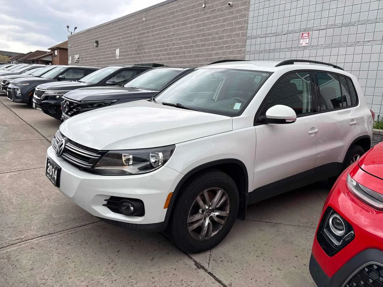 VW Tiguan 4 MOTION * CARFAX * ПОДГРЕВ * KEYLESS * КЛИПОВЕ