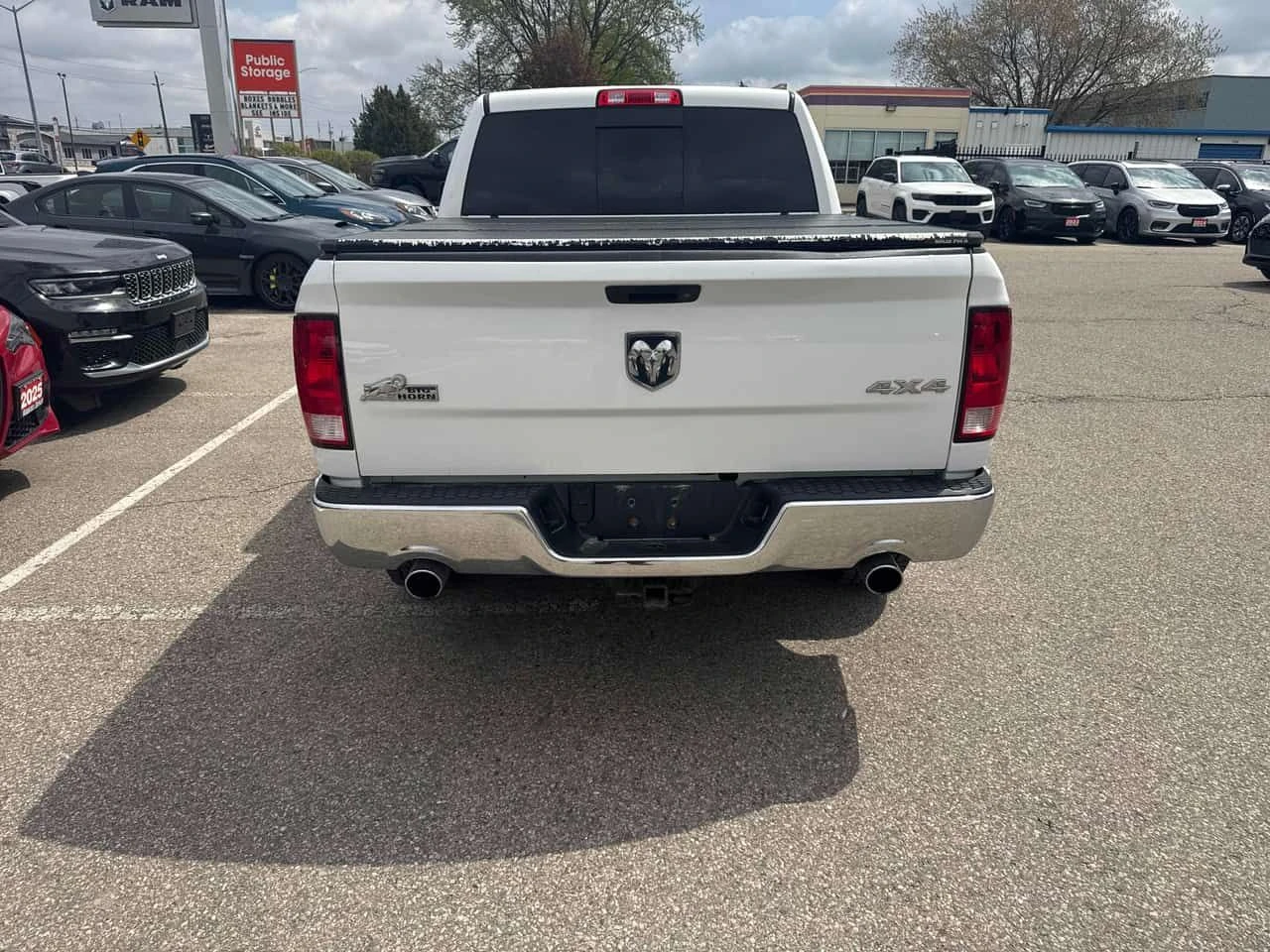 Dodge RAM 1500 * Big Horn* АВТОКРЕДИТ БЕЗ ПЪРВОНАЧАЛНА ВНОСКА* , снимка 4 - Автомобили и джипове - 54648228