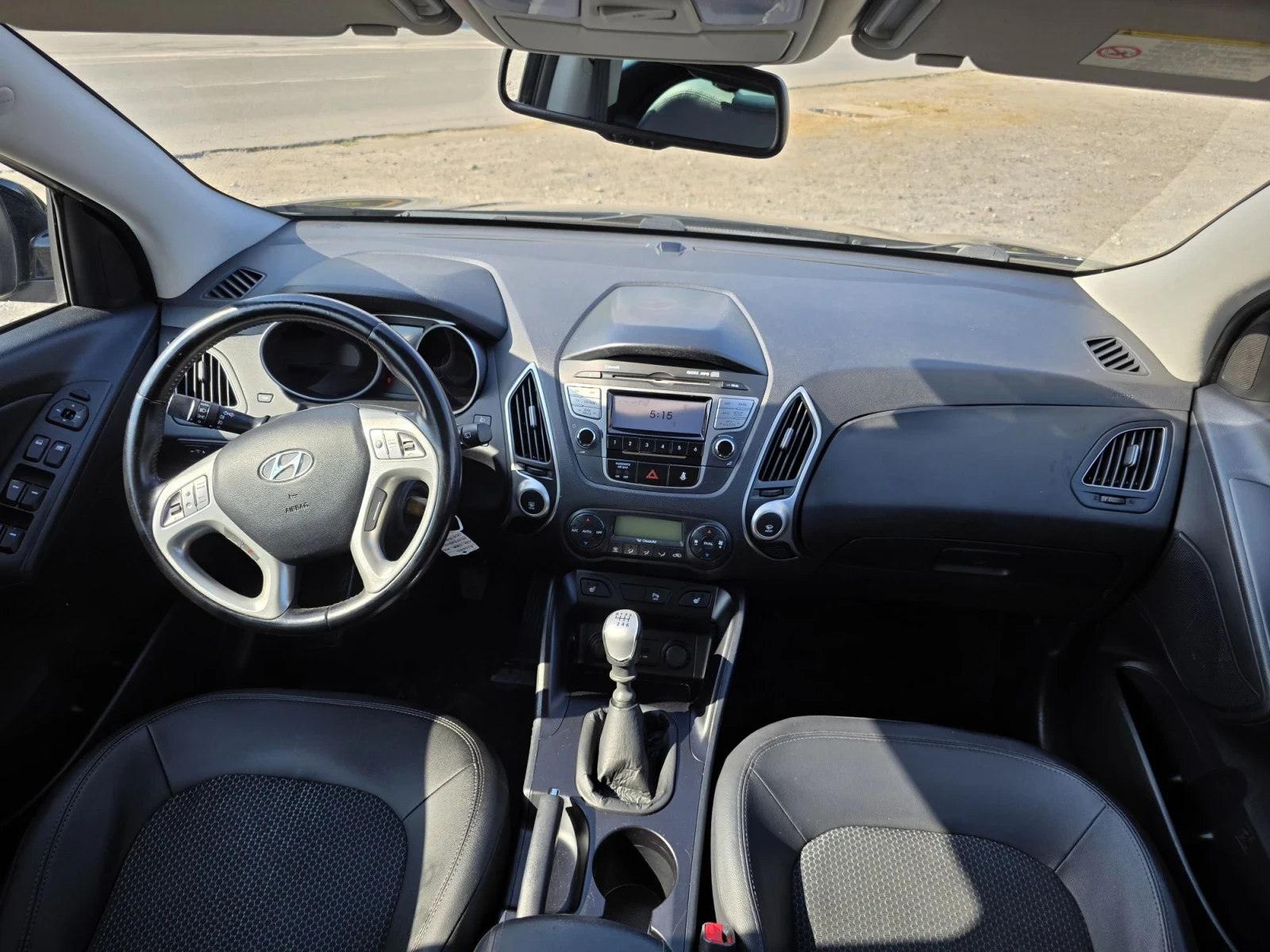 Hyundai IX35 2.0 CRDI 136 K.C, снимка 11 - Автомобили и джипове - 55597218