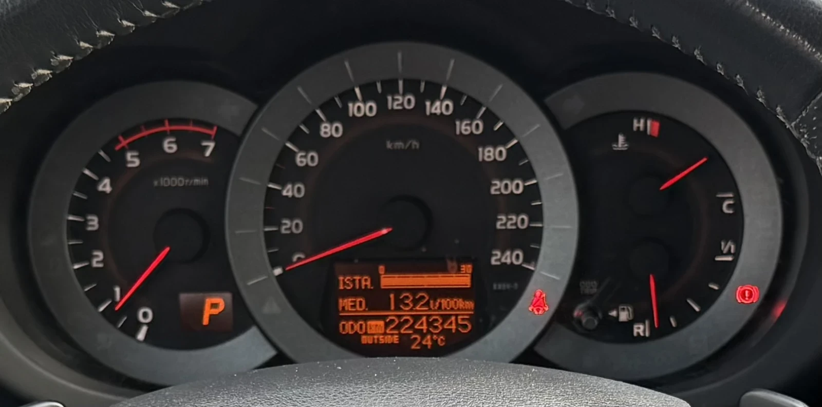 Toyota Rav4 2.2D-CAT* 150кс* Автомат* 4х4* Алкантара* Подгрев*, снимка 11 - Автомобили и джипове - 55711884