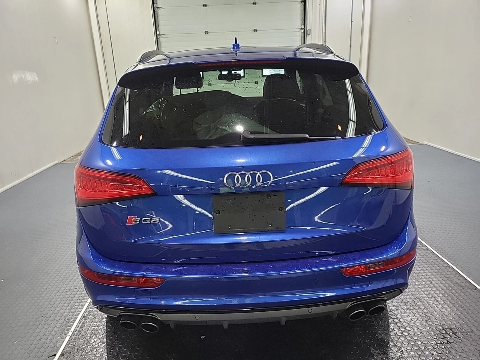 Audi SQ5 * 3.0T Technik * АВТОКРЕДИТ * ОТ ПРЕДСТАВИТЕЛСТВО, снимка 4 - Автомобили и джипове - 55847165