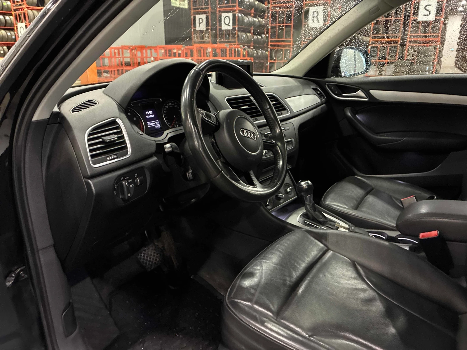 Audi Q3 * Komfort * CARFAX * ОПЦИЯ ЗА ФИНАНСИРАНЕ * , снимка 5 - Автомобили и джипове - 56159775