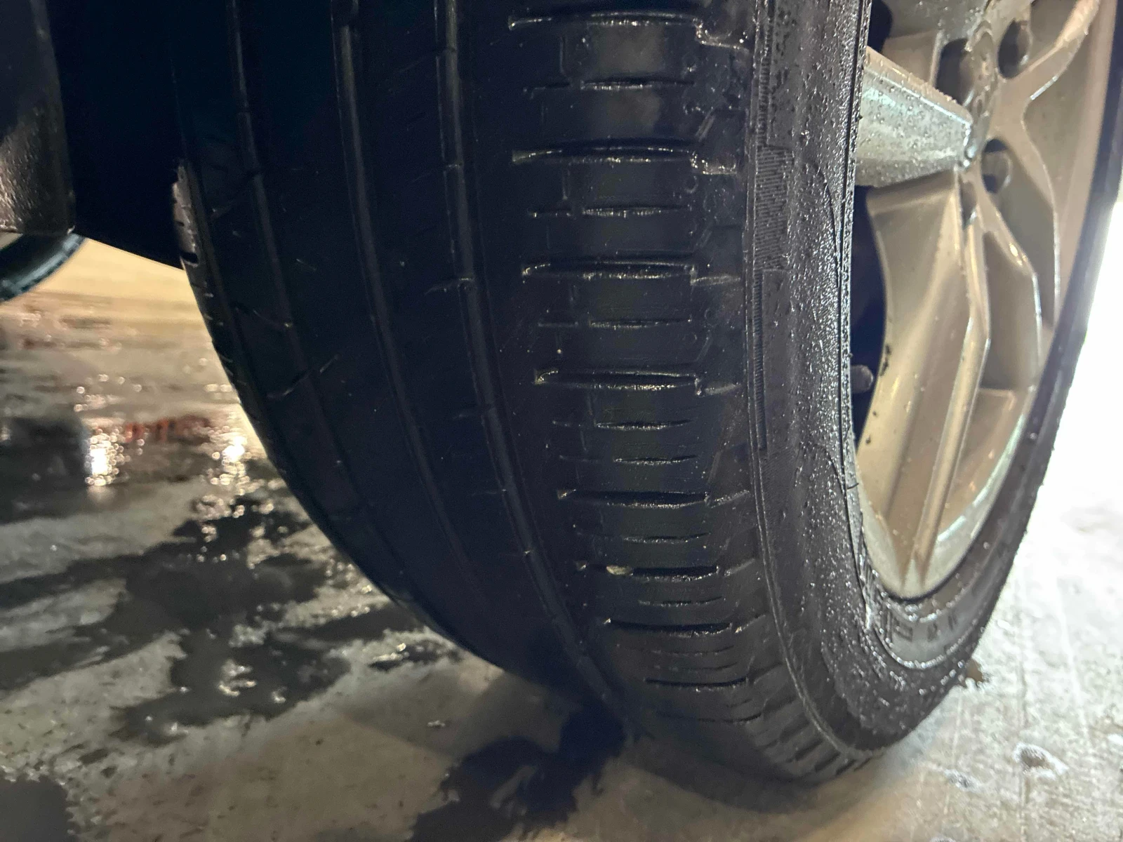 Audi Q3 * Komfort * CARFAX * ОПЦИЯ ЗА ФИНАНСИРАНЕ * , снимка 15 - Автомобили и джипове - 56159775