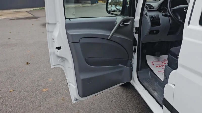 Mercedes-Benz Vito 111 MAXI 2.2CDi 6SP 9МЕСТА-ТОП СЪСТ-ИСТОРИЯ-ЛИЗИНГ, снимка 7 - Бусове и автобуси - 52399403