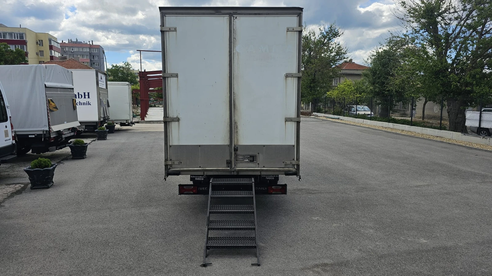 Iveco Daily 35C15 3.0D 6SP CH-МЕБЕЛОВОЗ-СЕРВИЗНА ИСТ.-ЛИЗИНГ - изображение 5