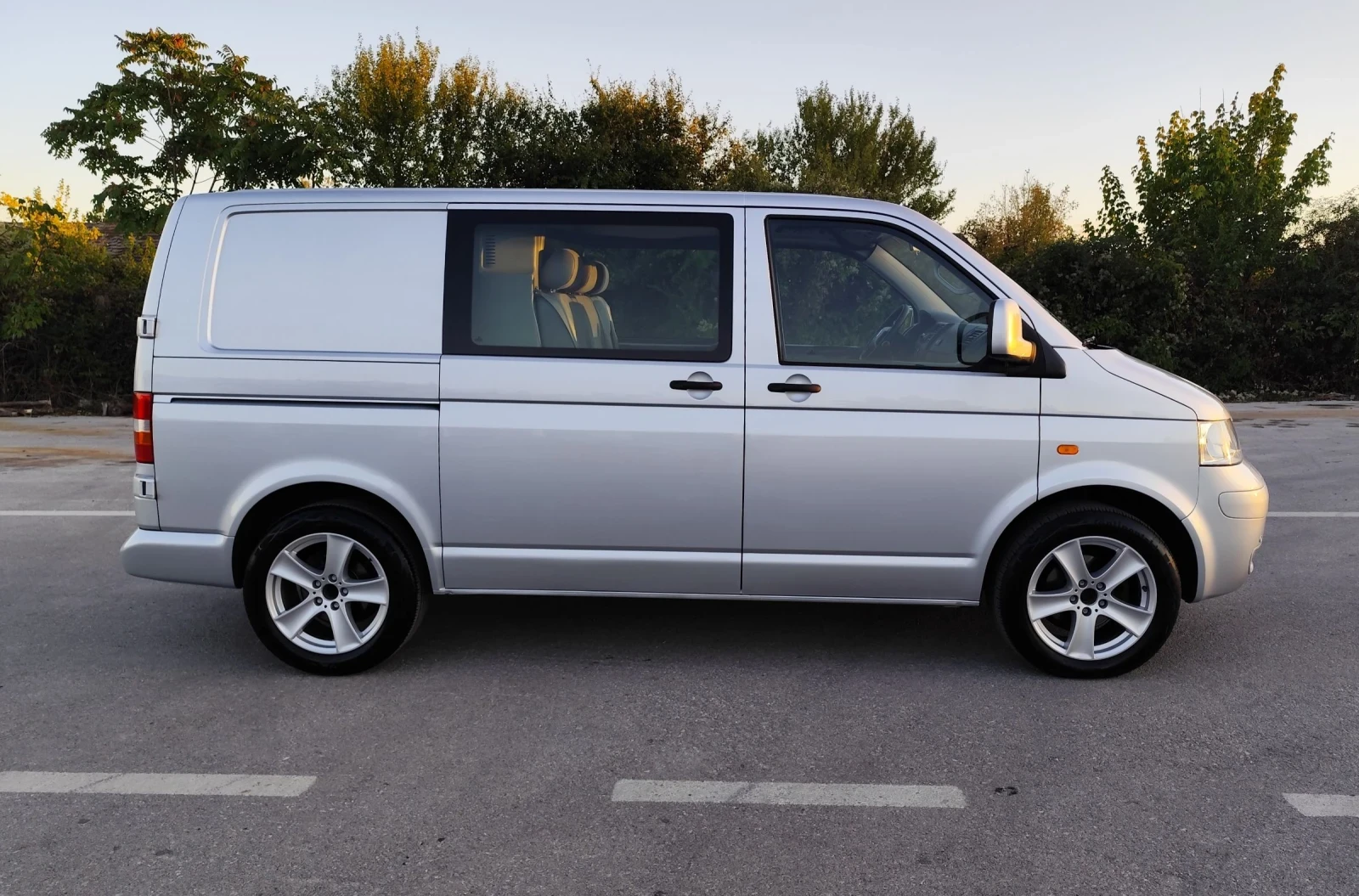 VW Transporter 2.5TDI-131кс.-6ск-EURO-4 - изображение 7