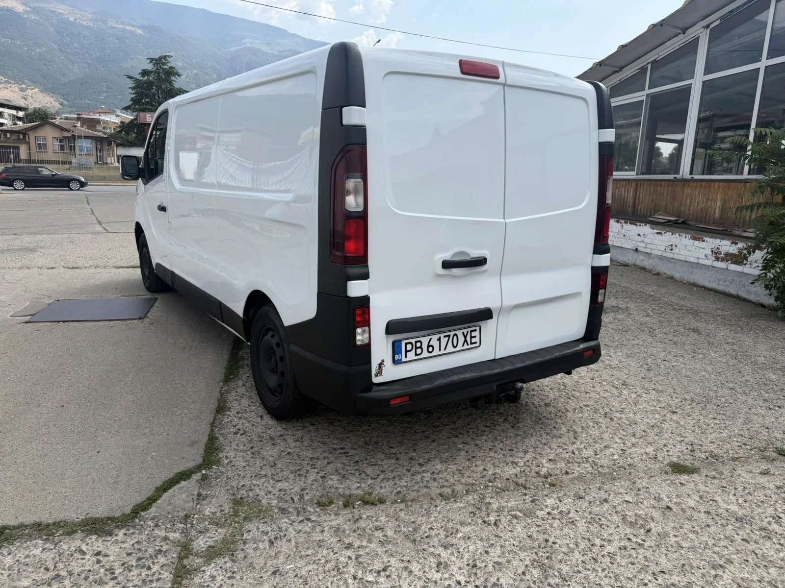 Renault Trafic 1.6biturbo, снимка 4 - Бусове и автобуси - 55352931