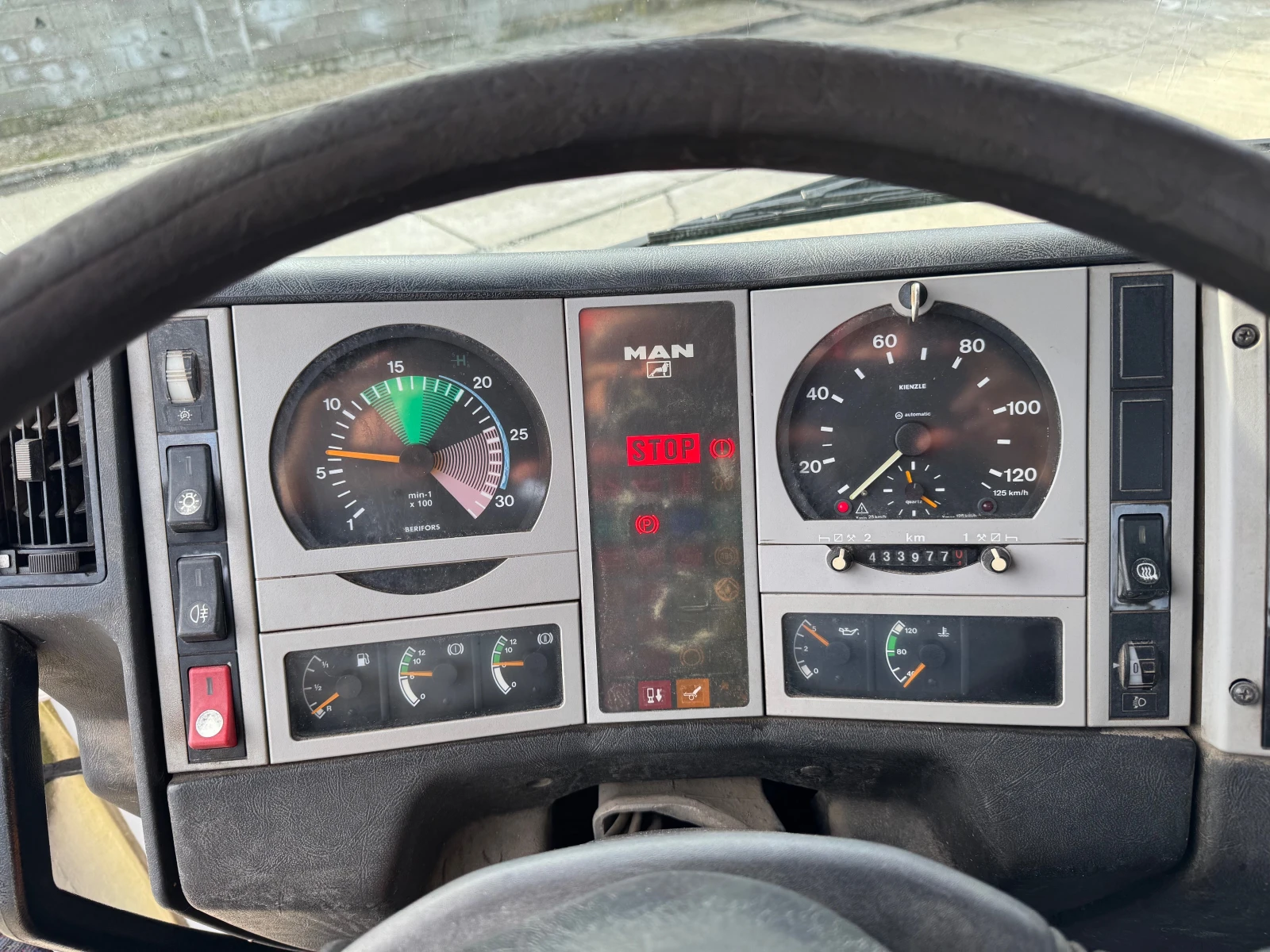 Man 18 18.280 �������� | Mobile.bg � ����������� 11