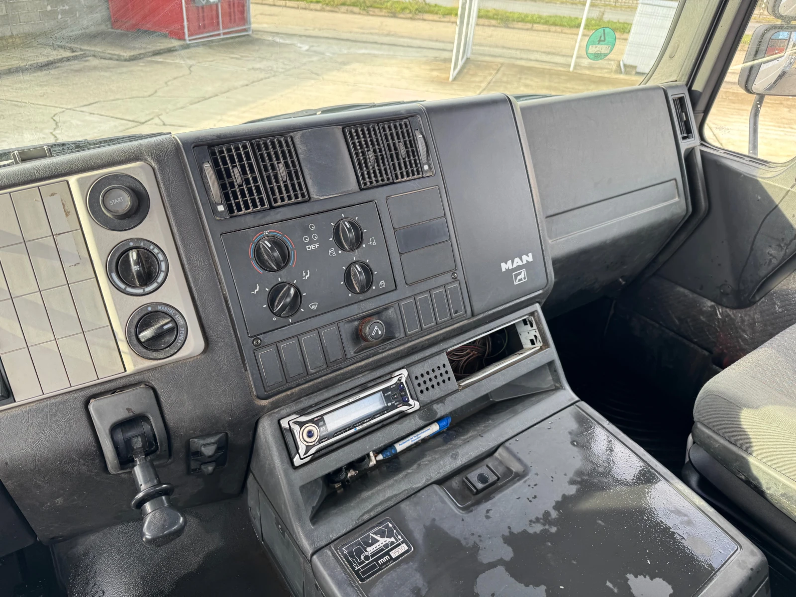 Man 18 18.280 �������� | Mobile.bg � ����������� 12