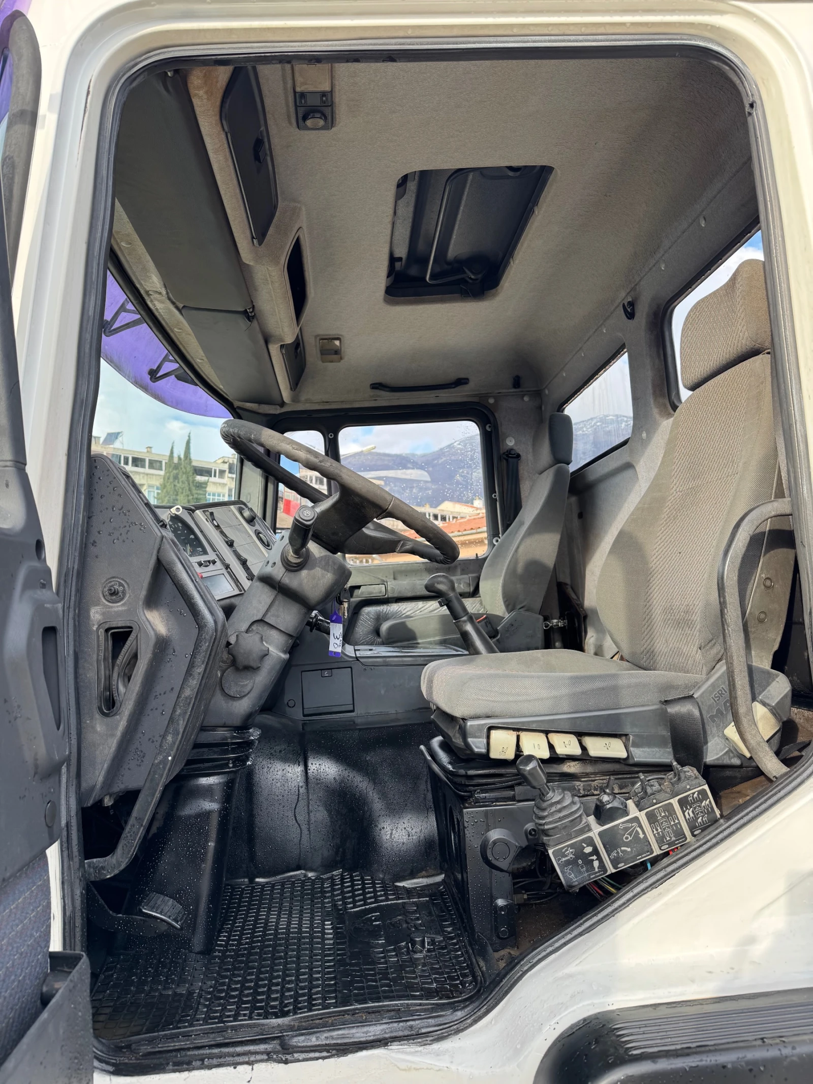 Man 18 18.280 �������� | Mobile.bg � ����������� 10