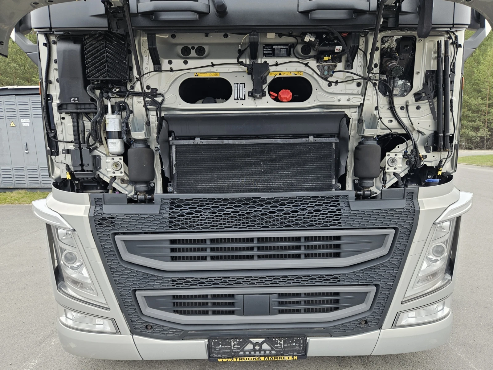 Volvo Fh 500XL Mega, снимка 10 - Камиони - 55844373