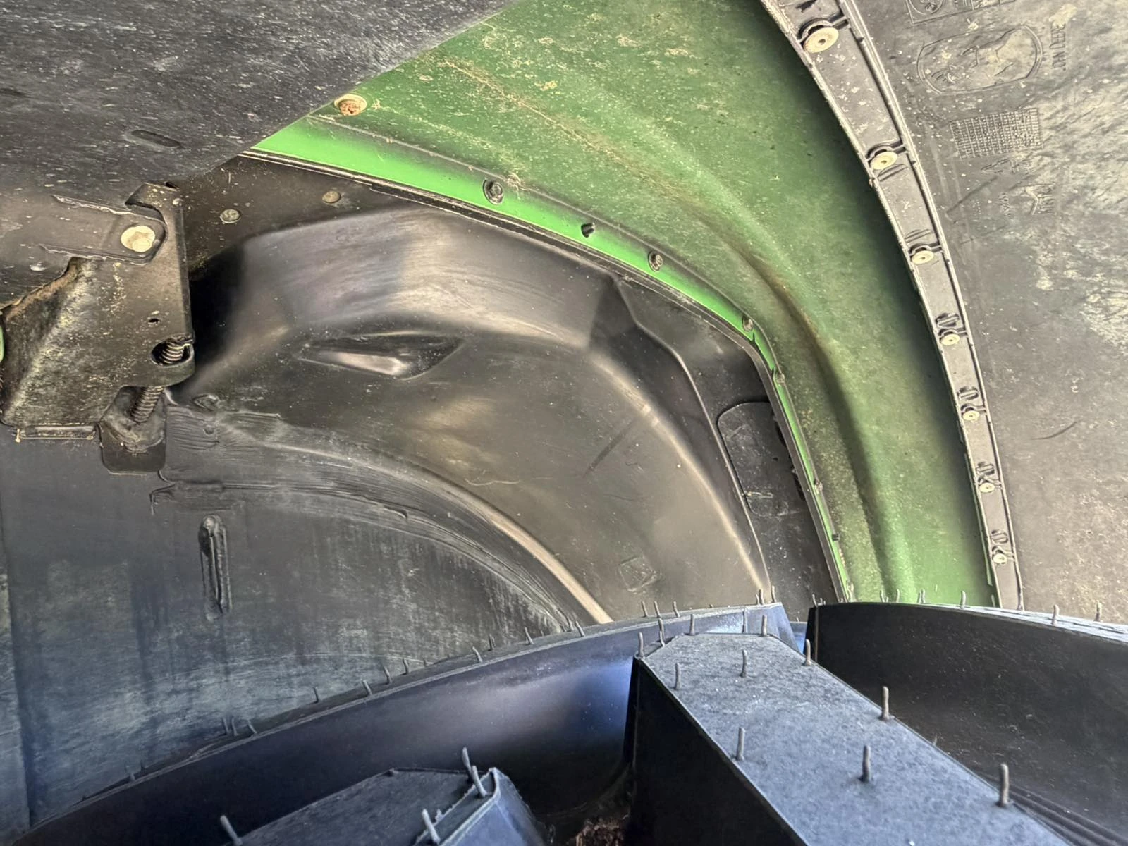 Трактор John Deere 6140M, снимка 5 - Селскостопанска техника - 55753159