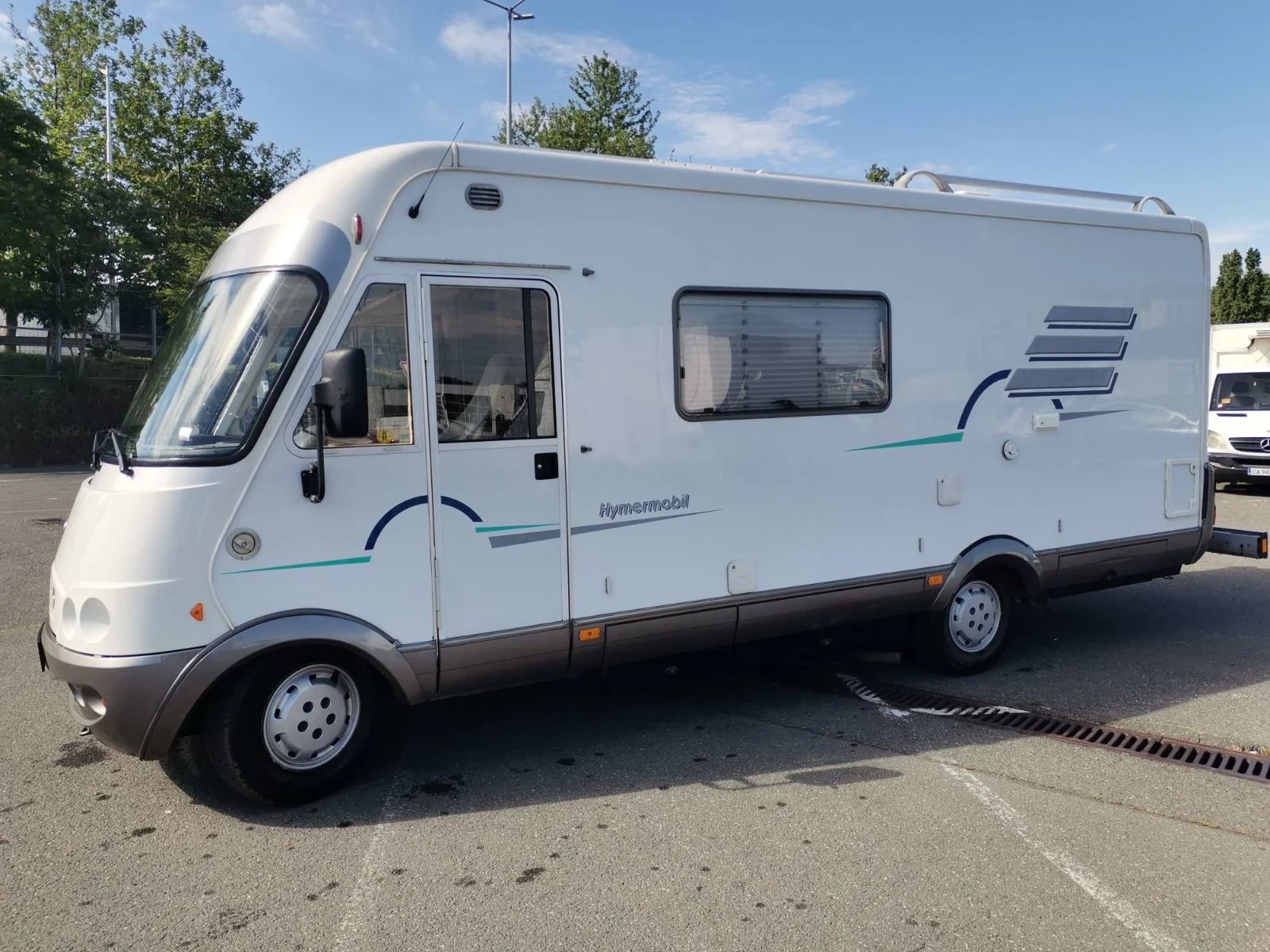 Кемпер HYMER / ERIBA, снимка 2 - Каравани и кемпери - 54727348