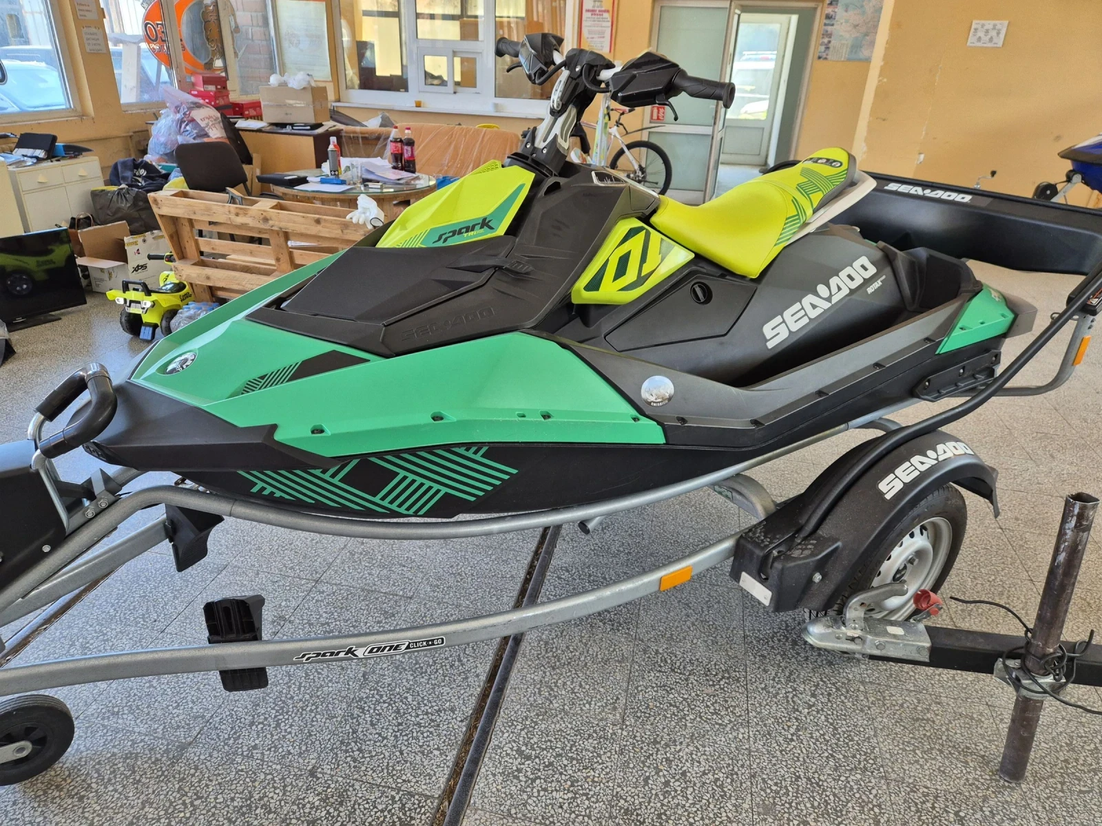  Bombardier Sea Doo SPARK TRIXX | Mobile.bg   1
