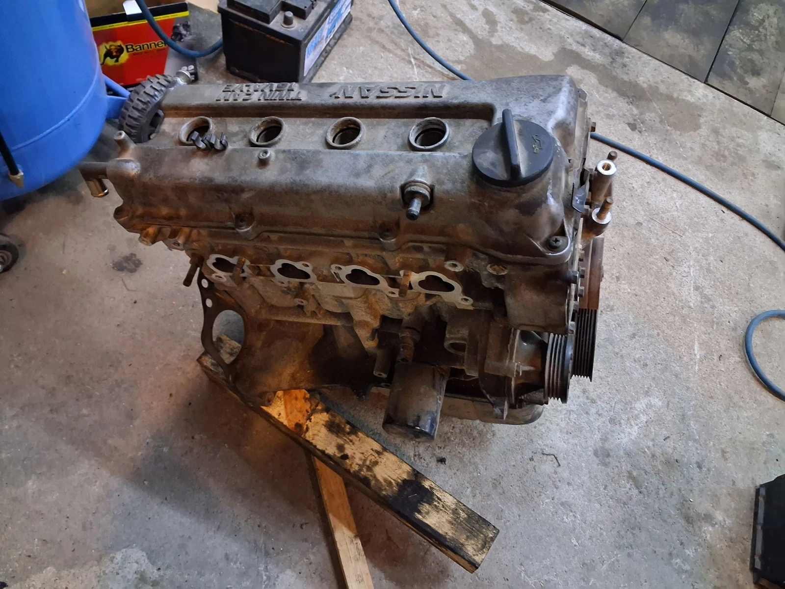 Необорудван бензинов двигател за Нисан Микра К11 1000 кубика, снимка 5 - Части - 54115942