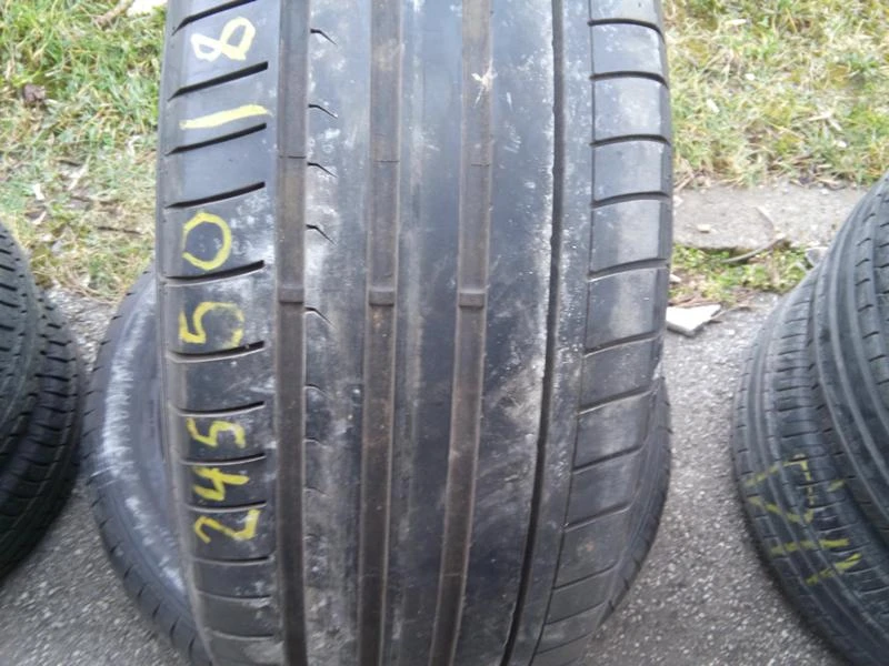 Гуми Летни 245/50R18, снимка 1 - Гуми и джанти - 45649551