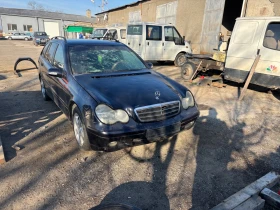 Mercedes-Benz C 220, снимка 4