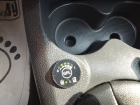 Dacia Sandero STEPWAY/0.9TCE/NAVI+ CAMERA/ФАБРИЧНА ГАЗ - 13990 лв. - 63391129 14