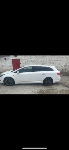 Toyota Avensis - 6500 € / 12712.90 лв. - 95497981 4