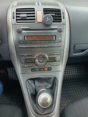 Toyota Auris 1, 6 124кс АГУ - 4100 € / 8018.90 лв. - 82741592 9