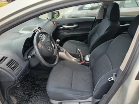 Toyota Auris 1, 6 124кс АГУ - 4100 € / 8018.90 лв. - 82741592 16