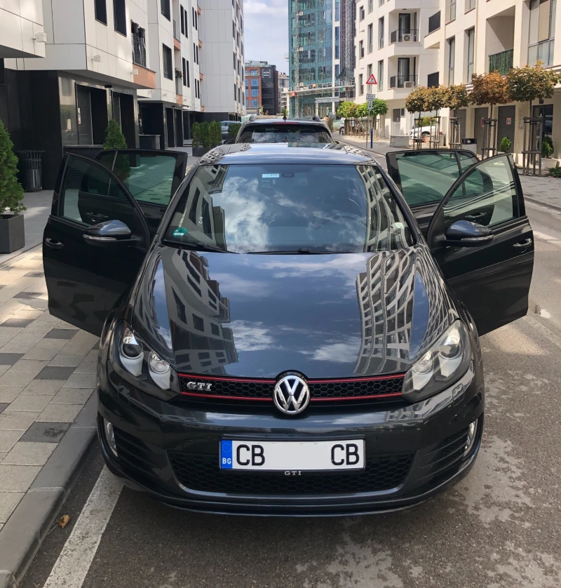 VW Golf 2.0 GTI , снимка 1 - Автомобили и джипове - 47550255