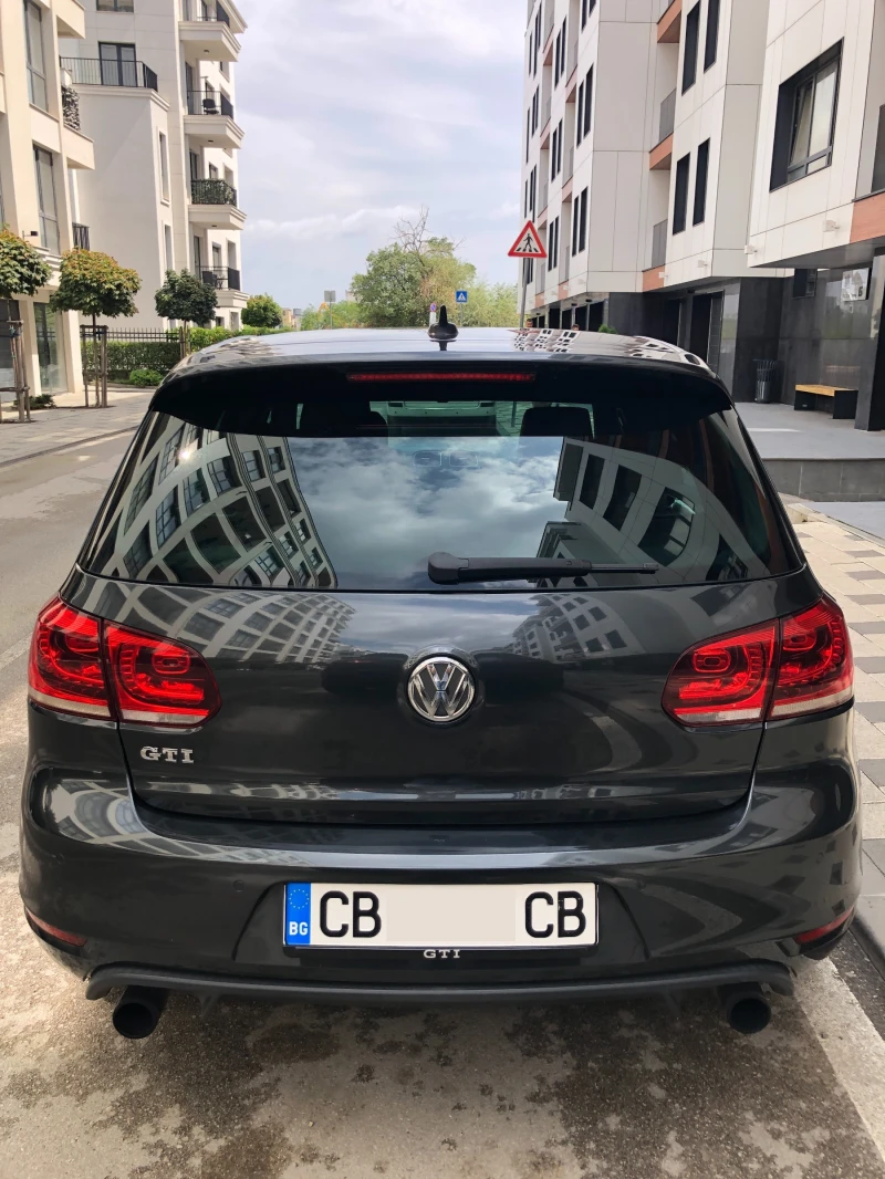 VW Golf 2.0 GTI , снимка 13 - Автомобили и джипове - 49115832