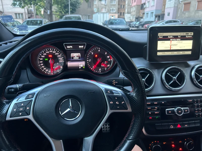 Mercedes-Benz CLA CLA 220, снимка 9 - Автомобили и джипове - 47240904