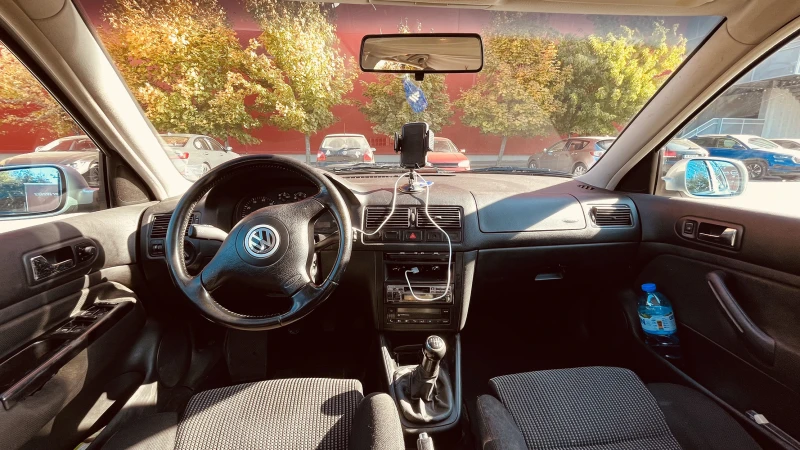 VW Golf 4, снимка 5 - Автомобили и джипове - 48291667