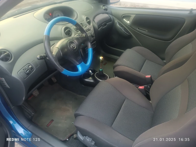 Toyota Yaris 1.5 106 ks SPORT, снимка 10 - Автомобили и джипове - 48772772